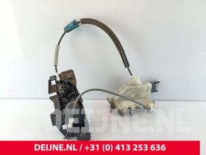 Peugeot Partner Deurslot Mechaniek 2Deurs rechts O251838 foto 2