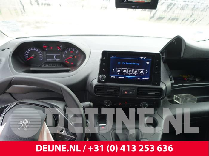 Peugeot Partner Kachel Bedieningspaneel O251876