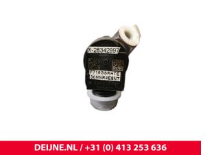 Mercedes Vito Einspritzdüse (Diesel) O251928 foto 3