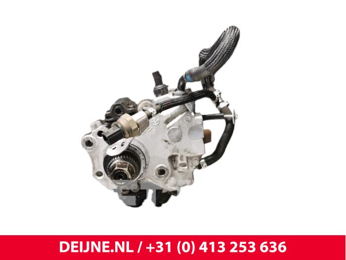 Mercedes Vito Brandstofpomp Mechanisch O251967