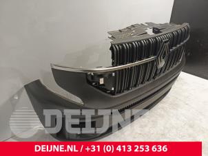 Renault Master Voorbumper O252021 foto 2