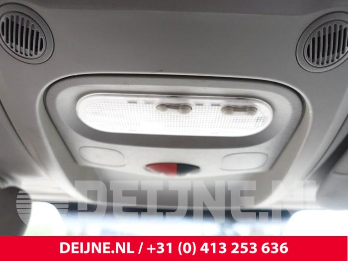 Renault Master Interior lighting, front O252068