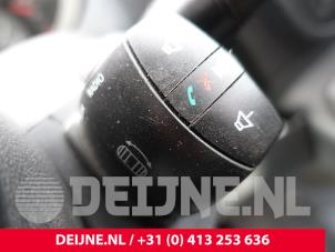Renault Master Combischakelaar Stuurkolom O252073 foto 2