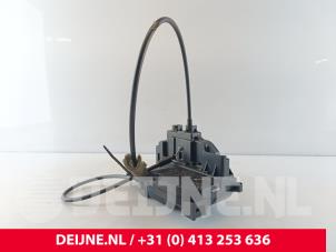 Renault Master Door lock mechanism 2-door, right O252106 photo 3