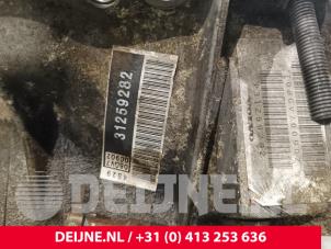 Volvo C70 Gearbox O252117 photo 2
