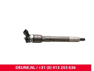 Opel Vivaro Injector (diesel) O252135 photo 2