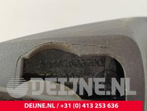 Mercedes Sprinter Türgriff 2-türig links O252175 foto 3