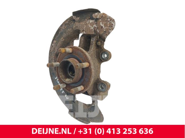 Volvo C70 Achsschenkel links vorne O252220