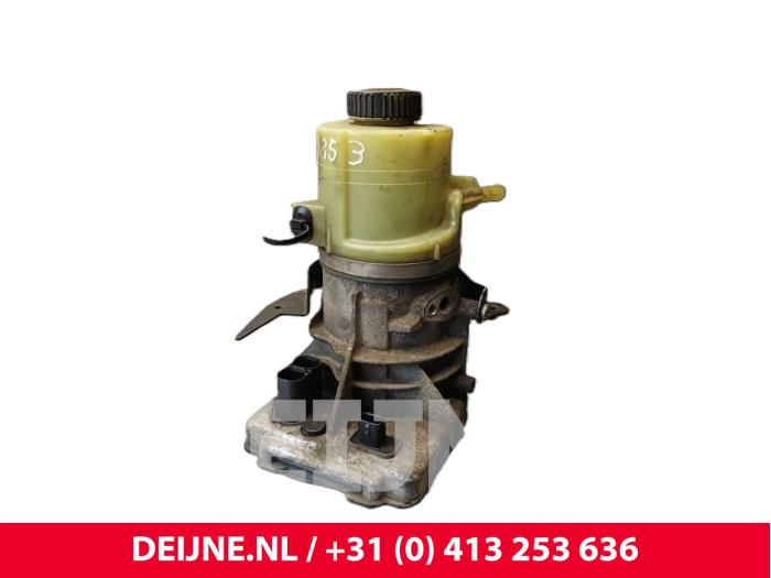Gebruikte Servopomp Opel Vivaro 1.6 CDTI 115 Prijs € 332,75 Inclusief btw aangeboden door van Deijne Onderdelen Uden B.V.