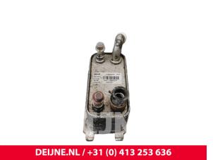 Gebruikte Oliekoeler Volvo V70 (BW) 2.4 D5 20V Prijs € 75,00 Margeregeling aangeboden door van Deijne Onderdelen Uden B.V.