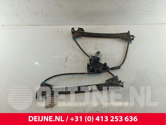 Tesla Model S Ruitmechaniek 4Deurs links-voor O252322