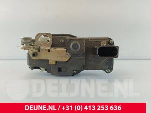 Tesla Model S Door lock mechanism 4-door, front left O252323 photo 3