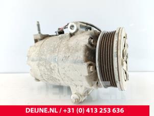 Ford Transit Custom Air conditioning pump O252471 photo 2