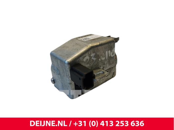 Stuurslot van een Volvo XC90 II 2.0 D5 16V AWD 2017