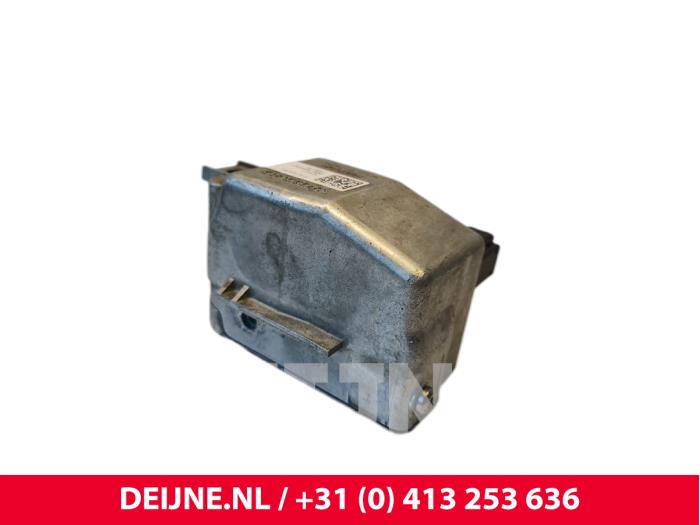 Stuurslot van een Volvo XC90 II 2.0 D5 16V AWD 2017