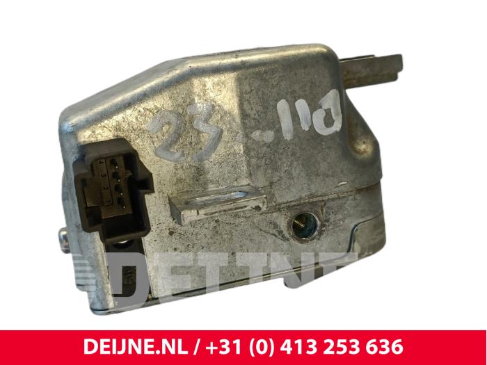 Stuurslot van een Volvo XC90 II 2.0 D5 16V AWD 2017