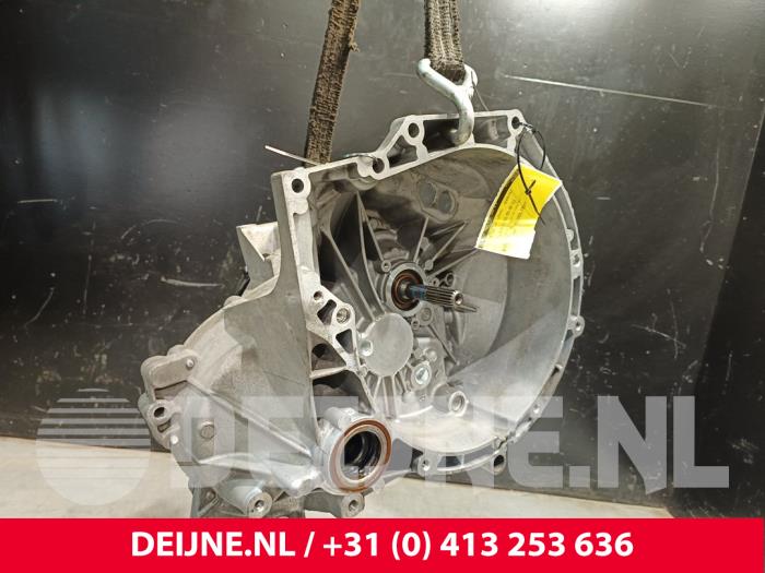 Ford Transit Courier Getriebe O252569