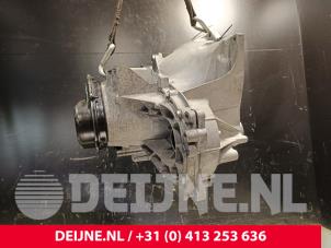 Ford Transit Courier Getriebe O252569 foto 4