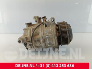Mercedes Vito Air conditioning pump O252753 photo 2