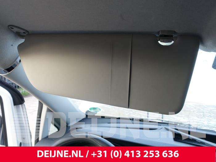Mercedes Vito Zonneklep O252795