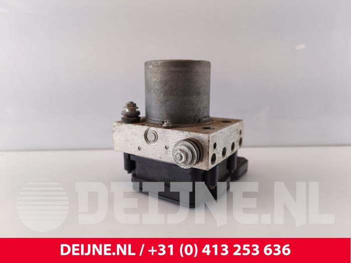 Mercedes Vito ABS pump O252749