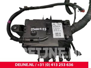 Ford Transit Custom Zekeringkast O252812 foto 3