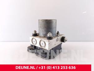 Gebruikte ABS Pomp Mercedes Vito (447.6) 2.2 114 CDI 16V Prijs € 229,90 Inclusief btw aangeboden door van Deijne Onderdelen Uden B.V.