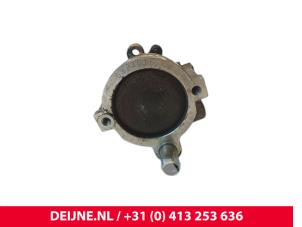 Renault Trafic Power steering pump O252877 photo 3