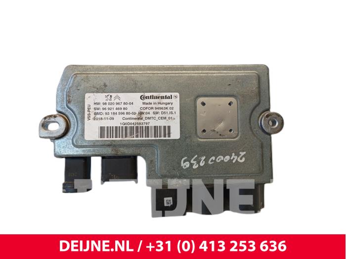Gebruikte Start/Stop computer Peugeot Expert (V1/VA/VB/VE/VF/VT/VY) 2.0 Blue HDi 120 16V Prijs € 121,00 Inclusief btw aangeboden door van Deijne Onderdelen Uden B.V.