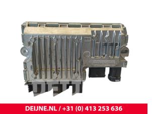 Peugeot Expert Start/Stop computer O252954 foto 2