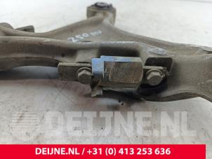 Volvo S60 Draagarm onder rechts-voor O252976 foto 2