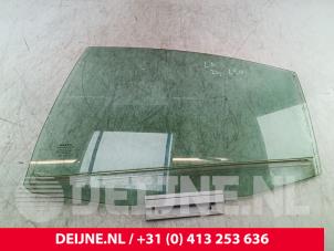 Gebruikte Deurruit 4Deurs links-achter Volvo S60 I (RS/HV) 2.4 20V 170 Prijs € 55,00 Margeregeling aangeboden door van Deijne Onderdelen Uden B.V.