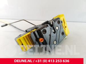 Volvo S60 Deurslot Mechaniek 4Deurs rechts-achter O253024 foto 3