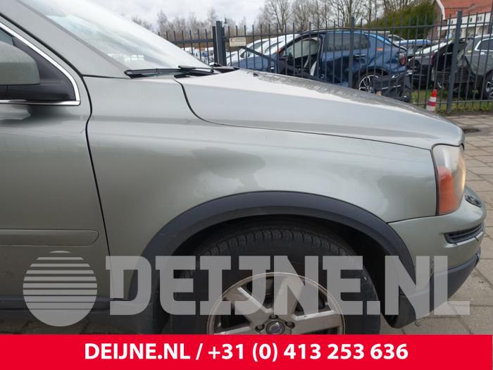 Volvo XC90 Kotflügel rechts vorne O253119