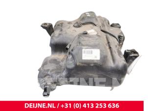 Renault Master Adblue Tank O253144 foto 3