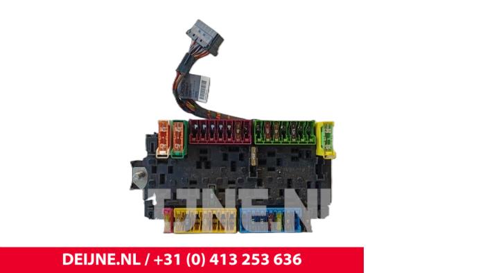 Mercedes Vito Zekeringkast O253165