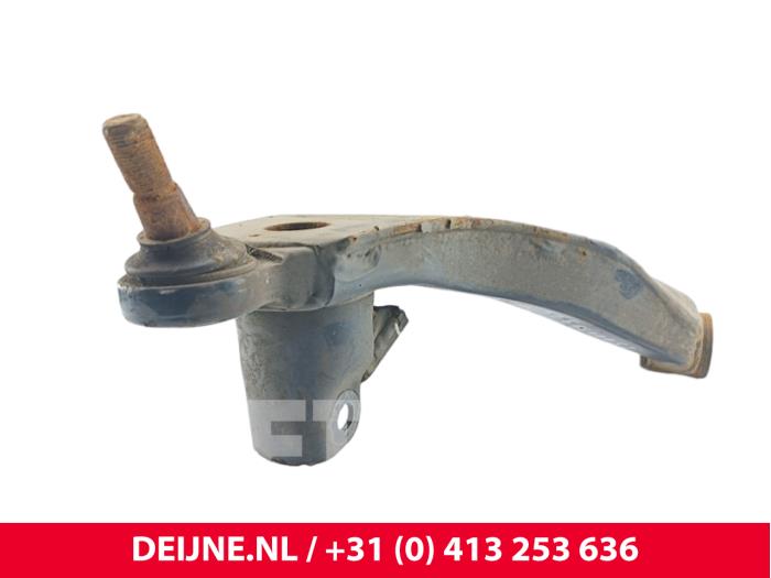 Iveco New Daily Draagarm onder links-voor O253213