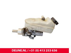 Volkswagen Transporter Master cylinder O253429 photo 3