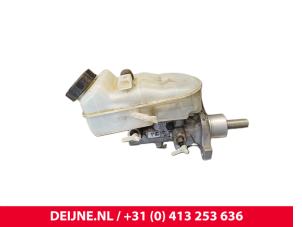 Volkswagen Transporter Master cylinder O253429 photo 2