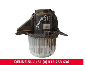 Opel Vivaro Heating and ventilation fan motor O253445 photo 2