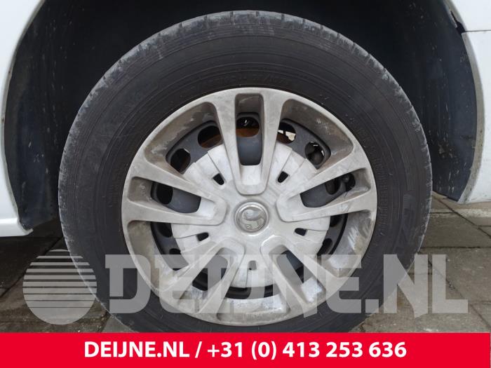 Opel Vivaro Velgen set O253744