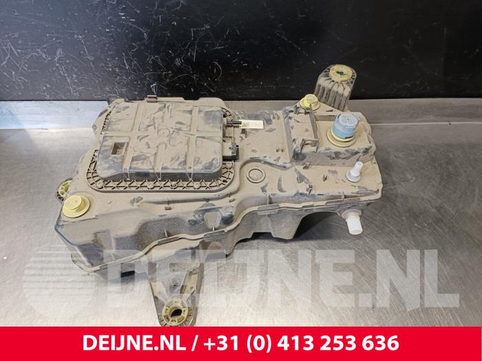 Citroen Berlingo Adblue tank O253886