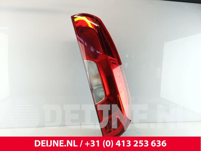 Fiat Doblo Taillight, right O253949