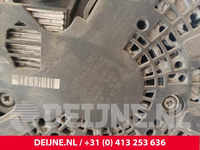 Dynamo van een Volvo XC60 I (DZ) 2.0 D4 16V 2015