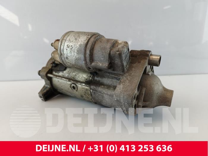 Startmotor van een Volvo XC60 I (DZ) 2.0 D4 16V 2015