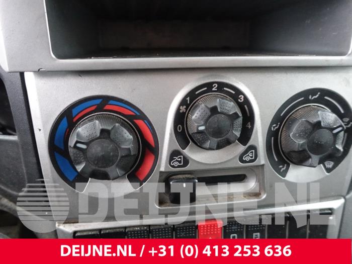 Iveco Daily Heizung Bedienpaneel O254128