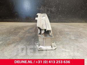 Porsche Panamera Bumperframe achter O254310 foto 4