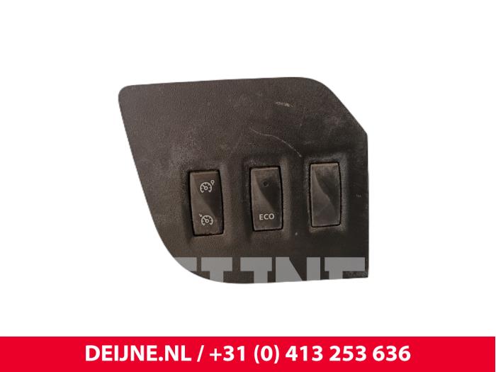 Nissan NV400 Schalter (sonstige) O254337