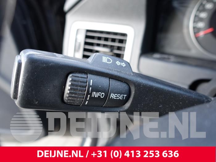 Volvo V70 Kombischalter Lenksäule O254440