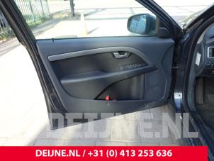 Volvo V70 Tür 4-türig links vorne O254454 foto 2